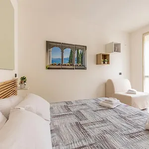  Apartment Di - In Centro A 1 Min Da E Stazione - Wifi Italy